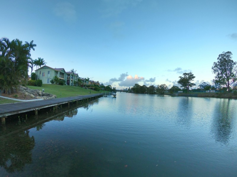 Unit 194/215 Cottesloe Drive, Mermaid Waters QLD 4218