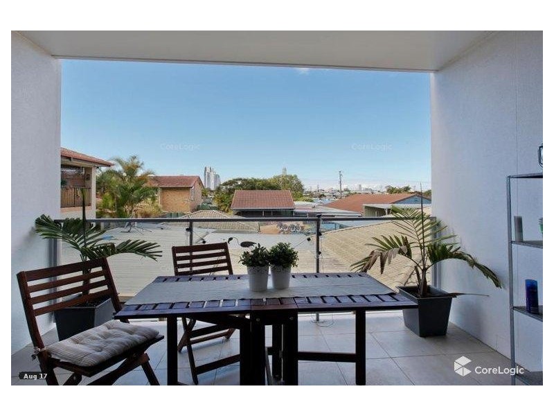 7 Waterford Ct, Bundall QLD 4217