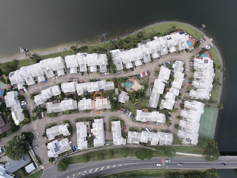 Unit 73/300 Cottesloe Drive, Mermaid Waters QLD 4218