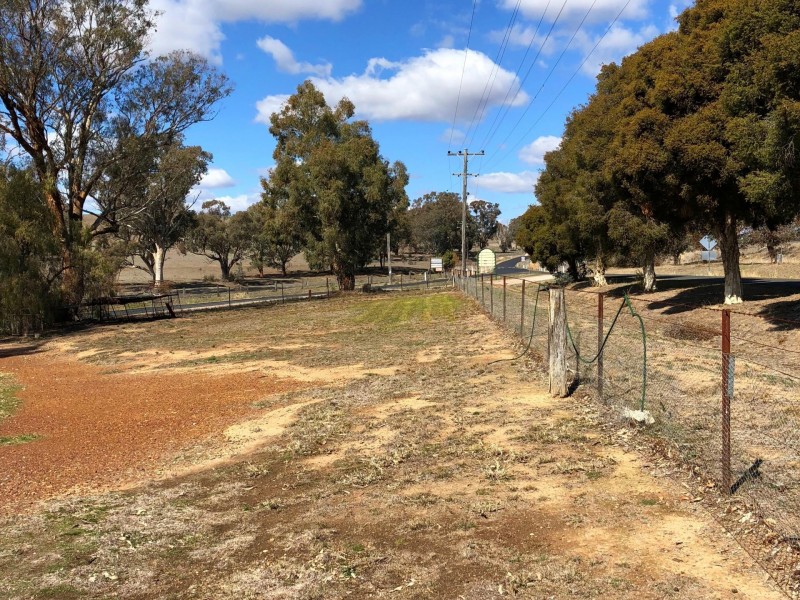 1 Burrendong Way, Mumbil NSW 2820