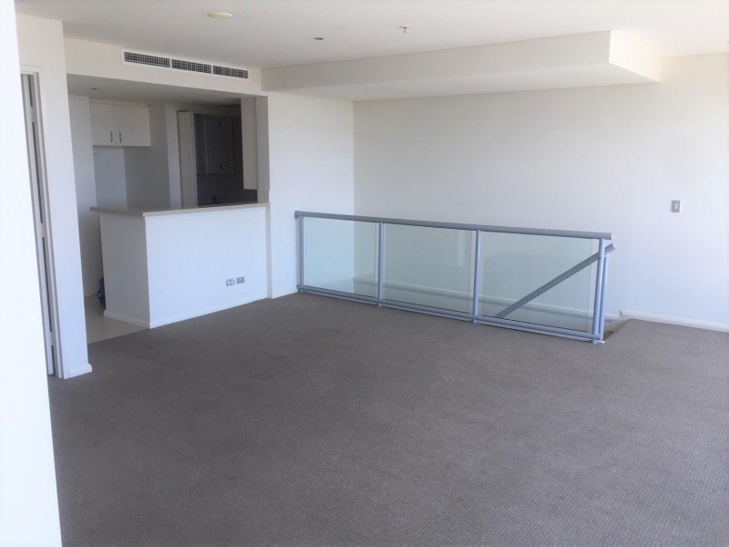 Unit 508a/1 Como Crescent, Southport QLD 4215