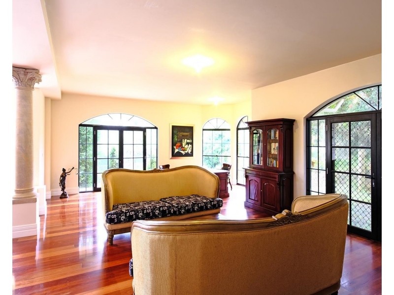 7 Samara Close, Fountaindale NSW 2258