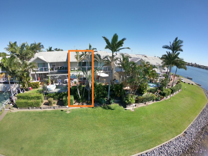 Unit 64/300 Cottesloe Drive, Mermaid Waters QLD 4218