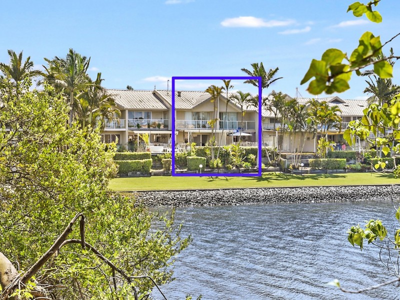 Unit 64/300 Cottesloe Drive, Mermaid Waters QLD 4218