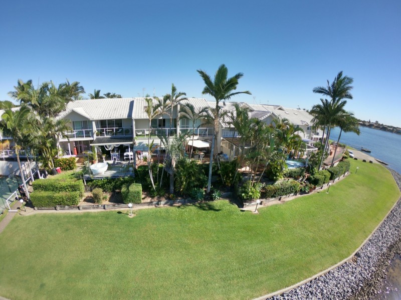 Unit 64/300 Cottesloe Drive, Mermaid Waters QLD 4218