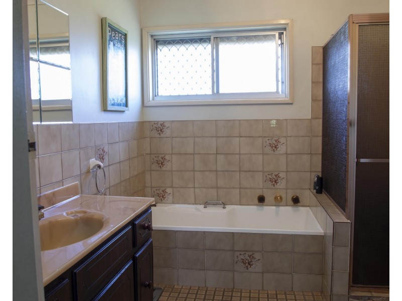 143 Arthur Street, Wellington NSW 2820