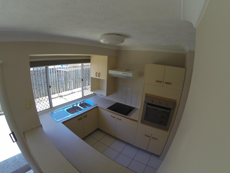 Unit 52/300 Cottesloe, Mermaid Waters QLD 4218