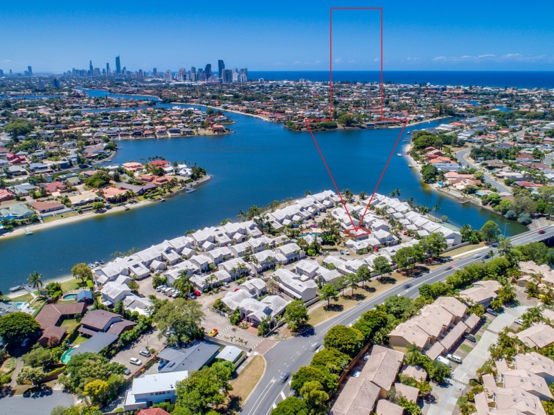 Unit 52/300 Cottesloe, Mermaid Waters QLD 4218