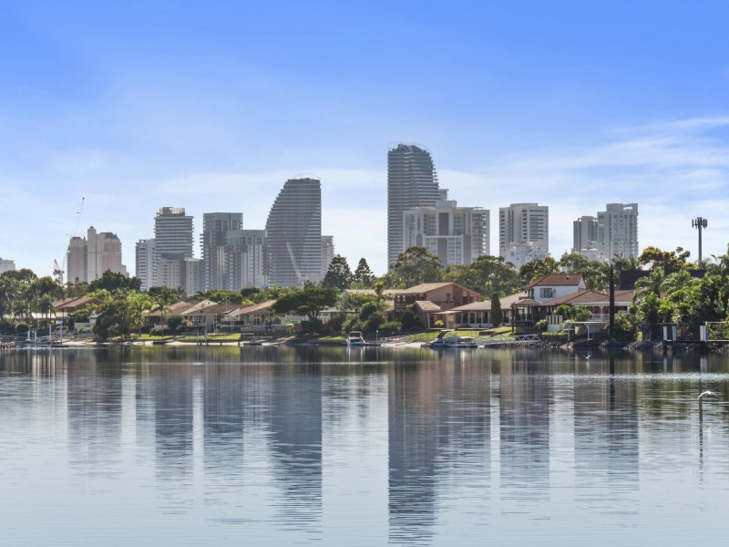 Unit 52/300 Cottesloe, Mermaid Waters QLD 4218