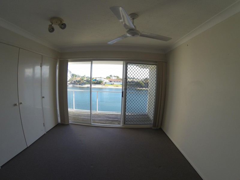Unit 12/300 Cottesloe, Mermaid Waters QLD 4218