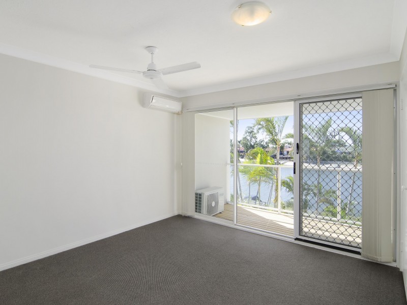 Unit 12/300 Cottesloe, Mermaid Waters QLD 4218