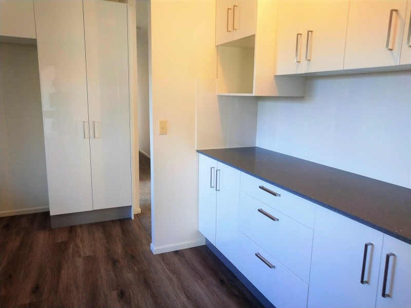 80 Chapel Hill Rd, Chapel Hill QLD 4069