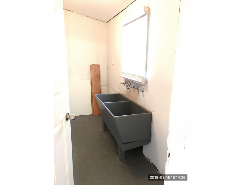 70 Simpson Street, Wellington NSW 2820