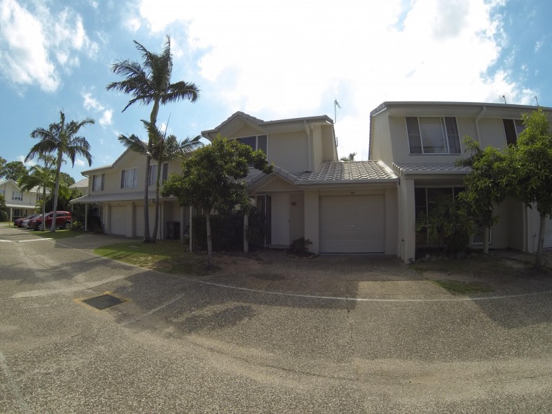 Unit 55/300 Cottesloe, Mermaid Waters QLD 4218