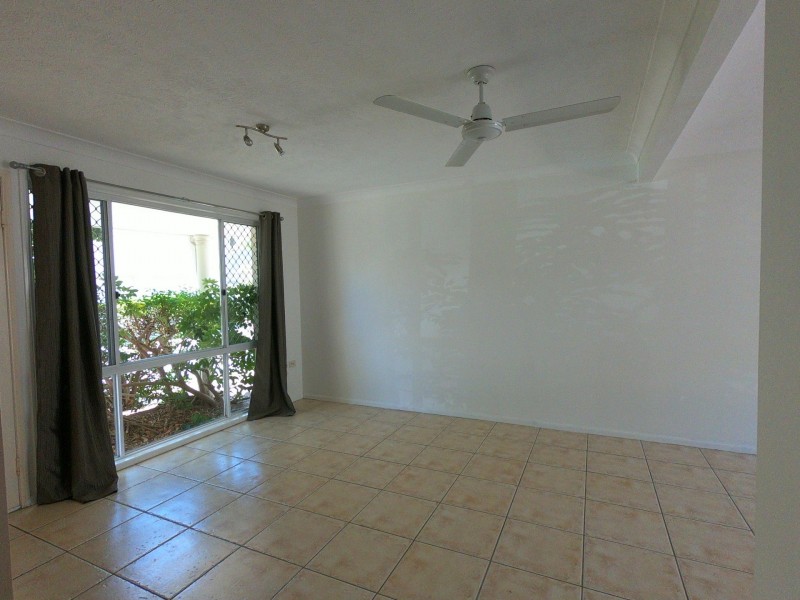 Unit 55/300 Cottesloe, Mermaid Waters QLD 4218