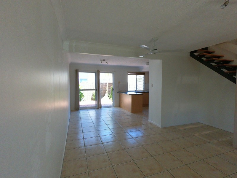 Unit 55/300 Cottesloe, Mermaid Waters QLD 4218