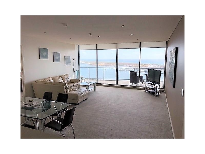 Unit 2505/1 Como Crescent, Southport QLD 4215