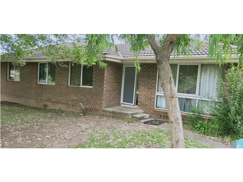 27 Lightwood Street, Ambarvale NSW 2560