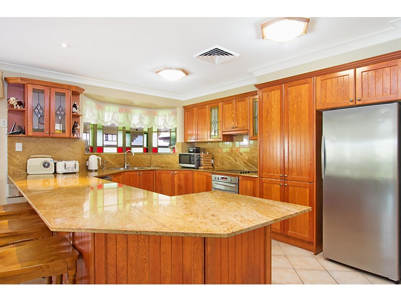 8 Gardenset Grove, Blacktown NSW 2148