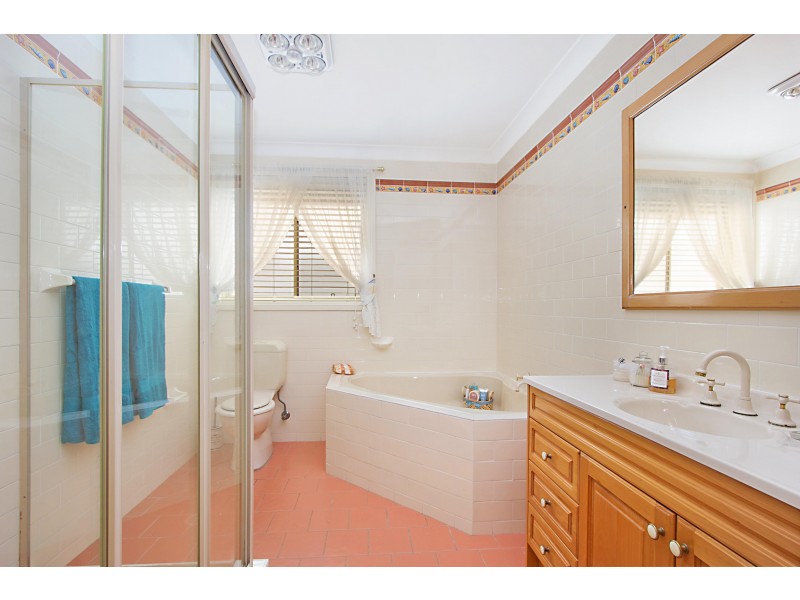 8 Gardenset Grove, Blacktown NSW 2148