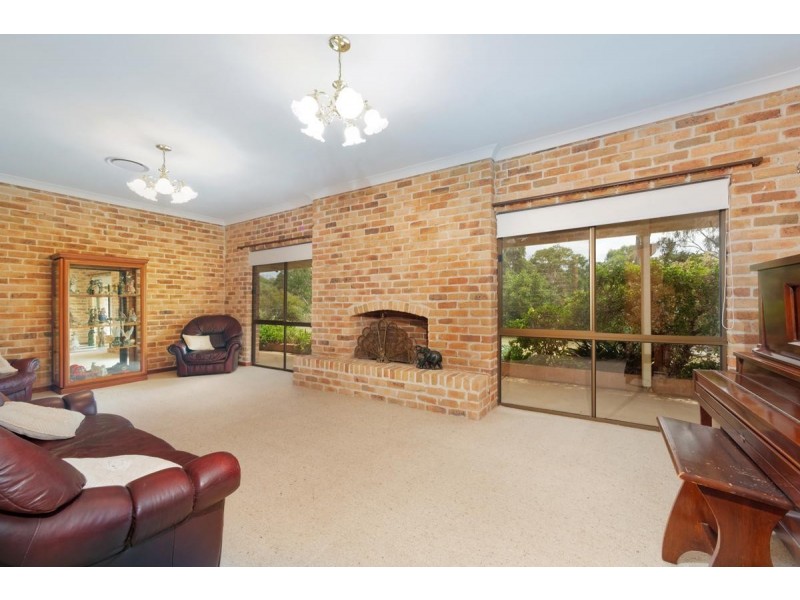 96 Littlefields Road, Luddenham NSW 2745