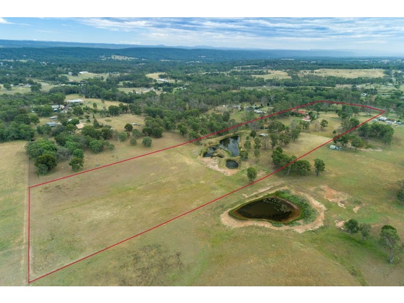 96 Littlefields Road, Luddenham NSW 2745