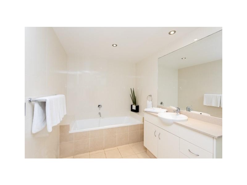 Unit 2906/1 Como Crescent, Southport QLD 4215