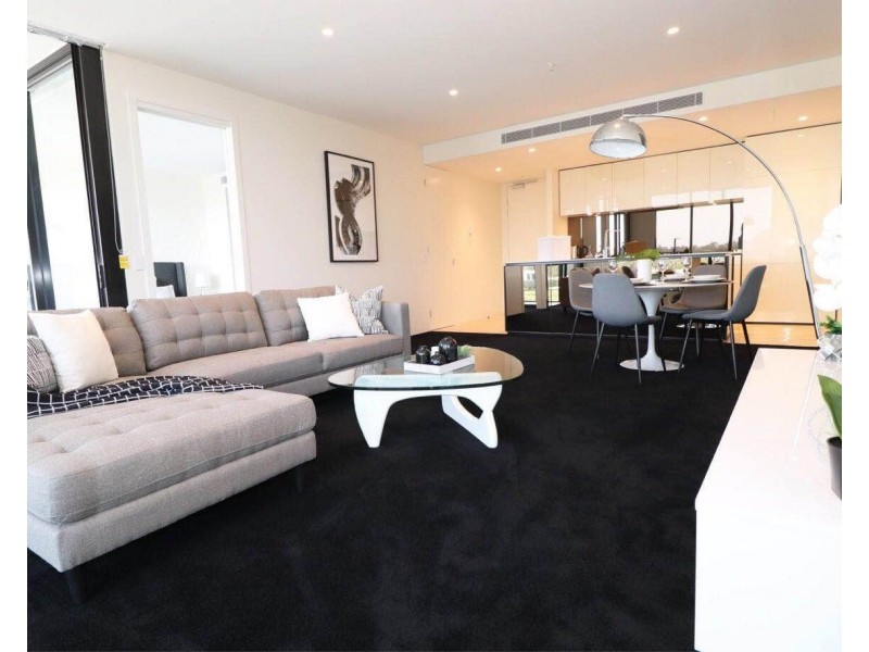 2 Ross St, Benowa QLD 4217