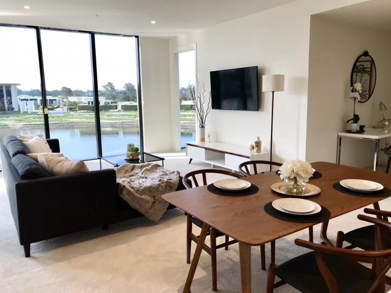 1 Ross St, Benowa QLD 4217