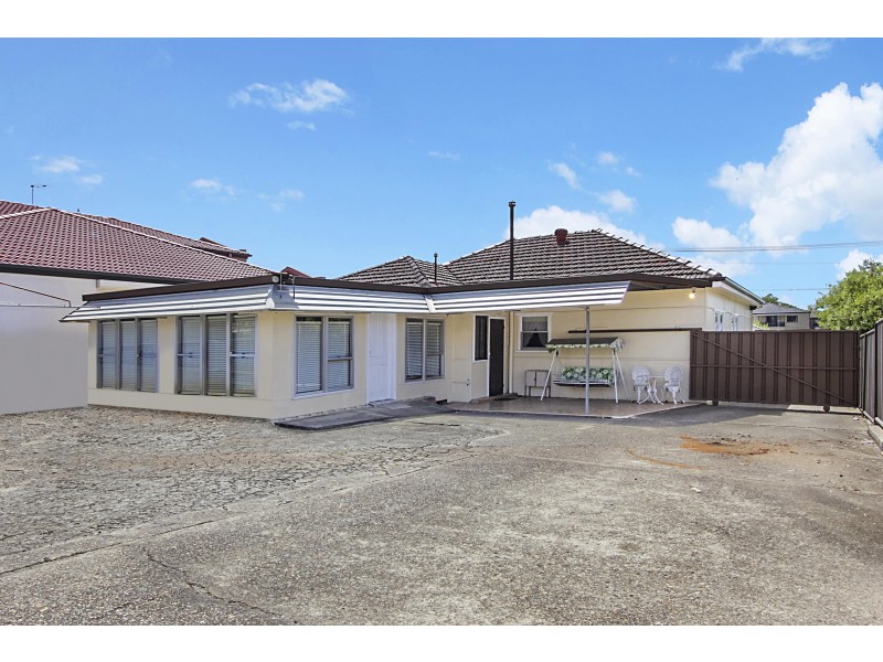 167 Smart Street, Fairfield Heights NSW 2165