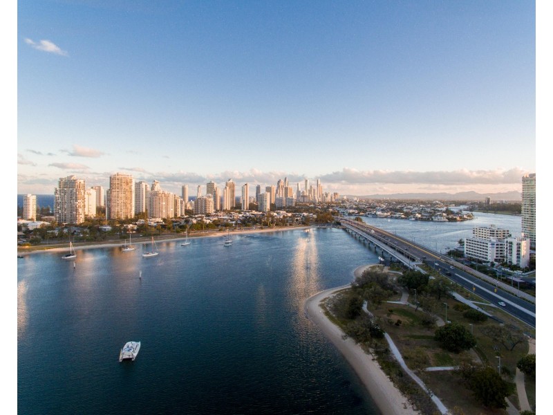 Unit 707/1 Como Crescent, Southport QLD 4215