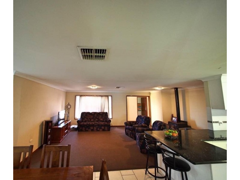 35 Marsh Street, Wellington NSW 2820