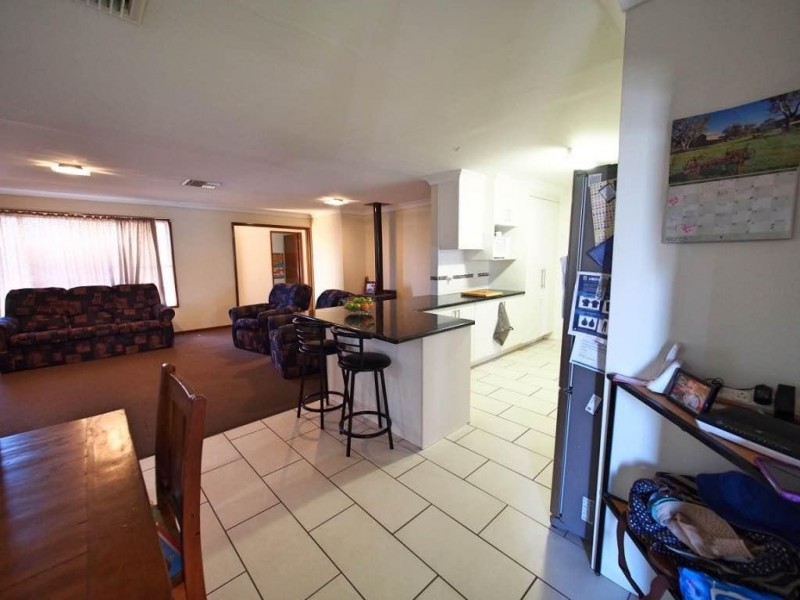 35 Marsh Street, Wellington NSW 2820