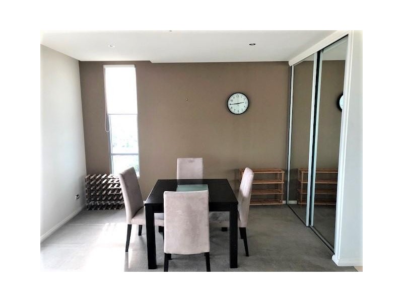 Unit 2402/1 Como Crescent, Southport QLD 4215