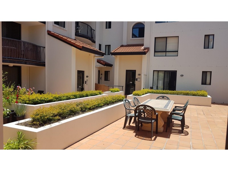 Apartment 37/11-15 Owens Lane Sou Owens Lane, Southport QLD 4215