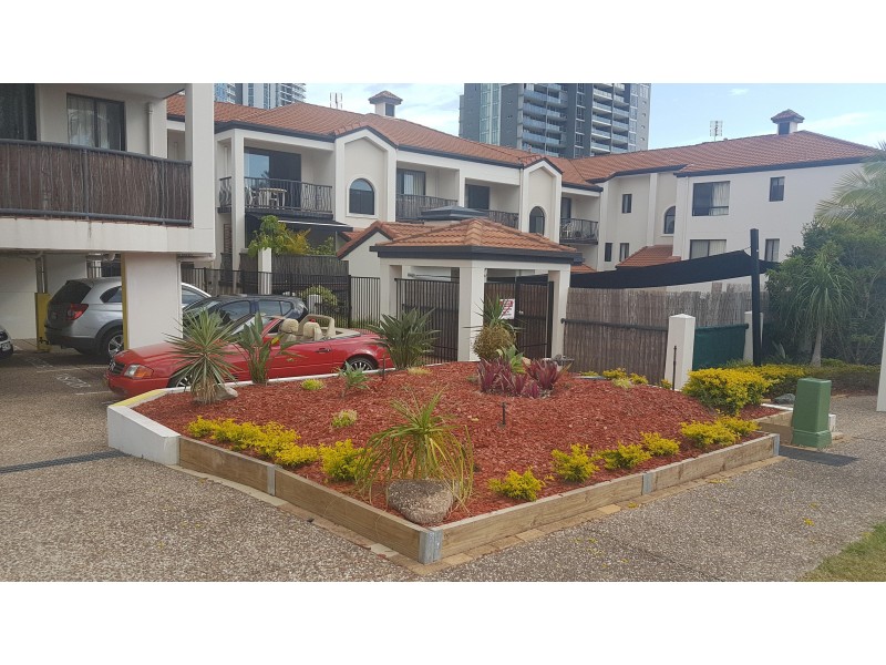 Apartment 37/11-15 Owens Lane Sou Owens Lane, Southport QLD 4215