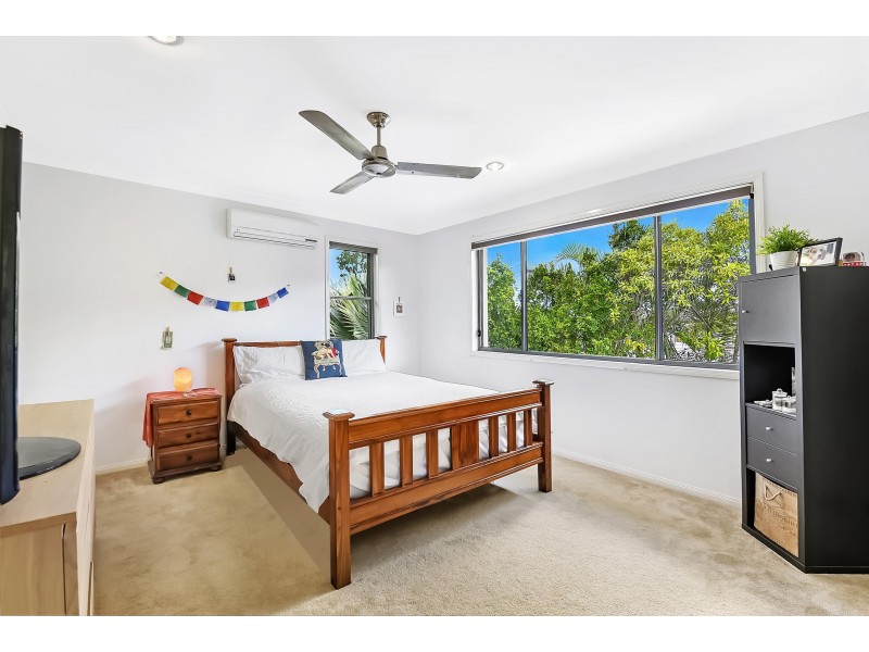 54 Tours Way, Burleigh Waters QLD 4220