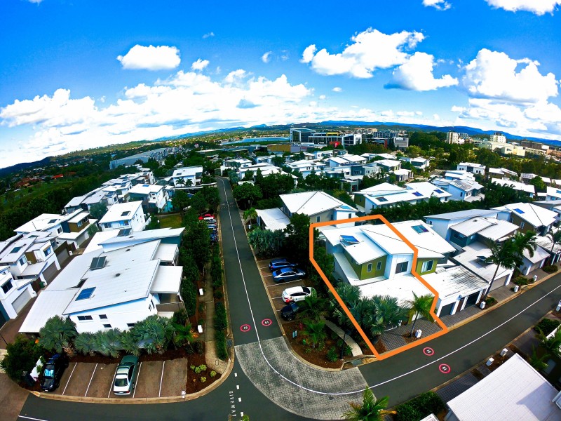 54 Tours Way, Burleigh Waters QLD 4220