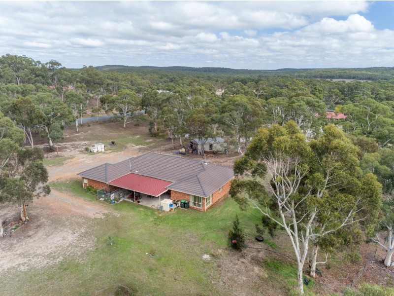 11 Wistringia Place, Tallong NSW 2579