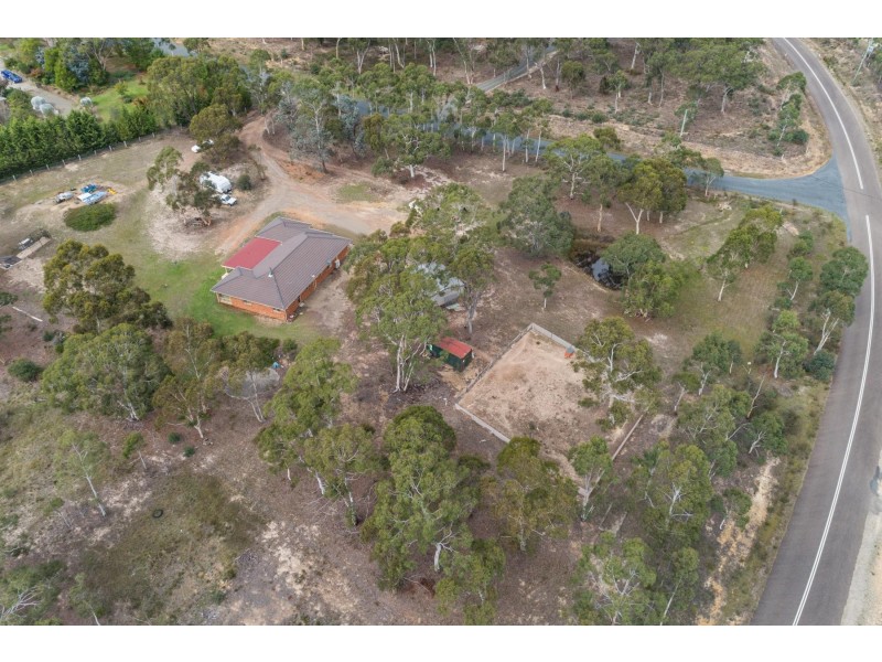 11 Wistringia Place, Tallong NSW 2579