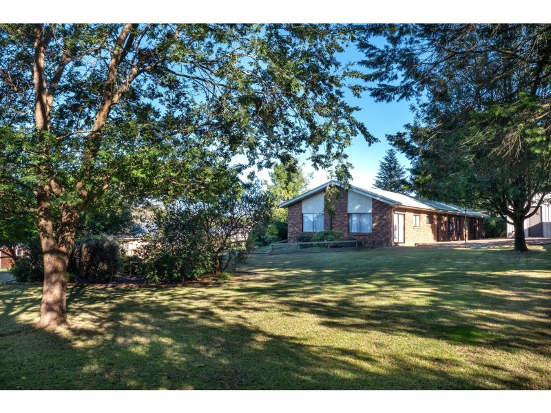 14 Young Road, Moss Vale NSW 2577