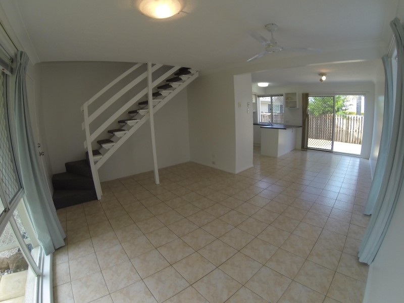 Unit 22/300 Cottesloe Drive, Mermaid Waters QLD 4218