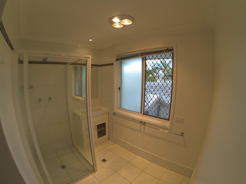 Unit 22/300 Cottesloe Drive, Mermaid Waters QLD 4218