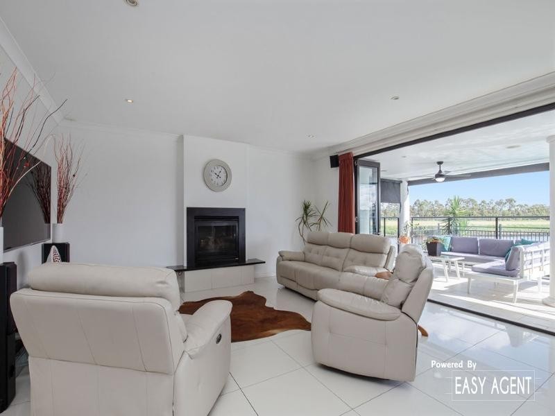 28 Coomera Court, Helensvale QLD 4212