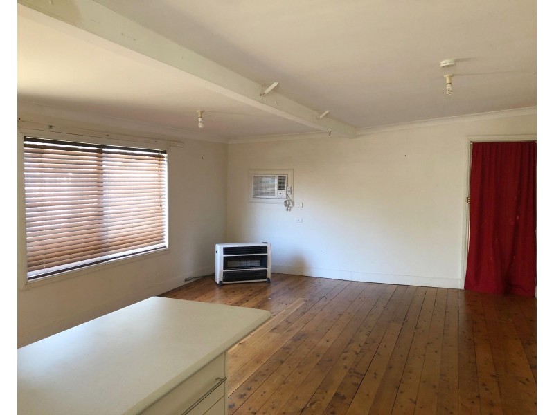 29 Whiteley Street, Wellington NSW 2820