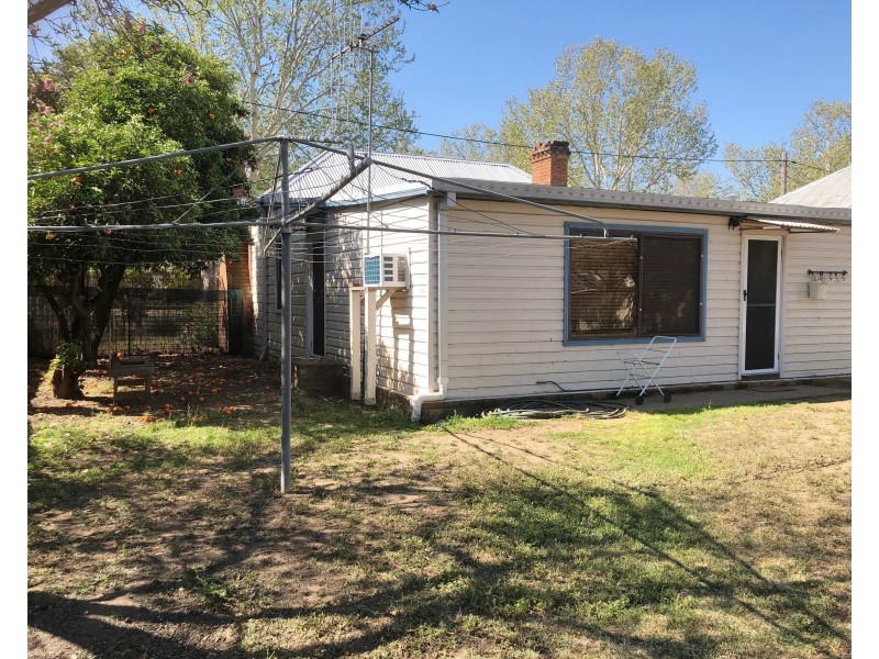 29 Whiteley Street, Wellington NSW 2820
