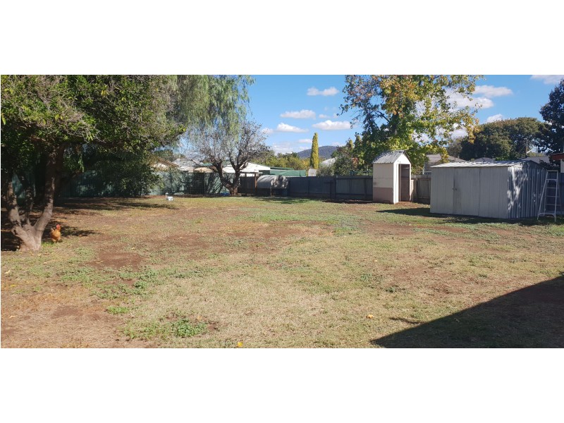 29 Whiteley Street, Wellington NSW 2820