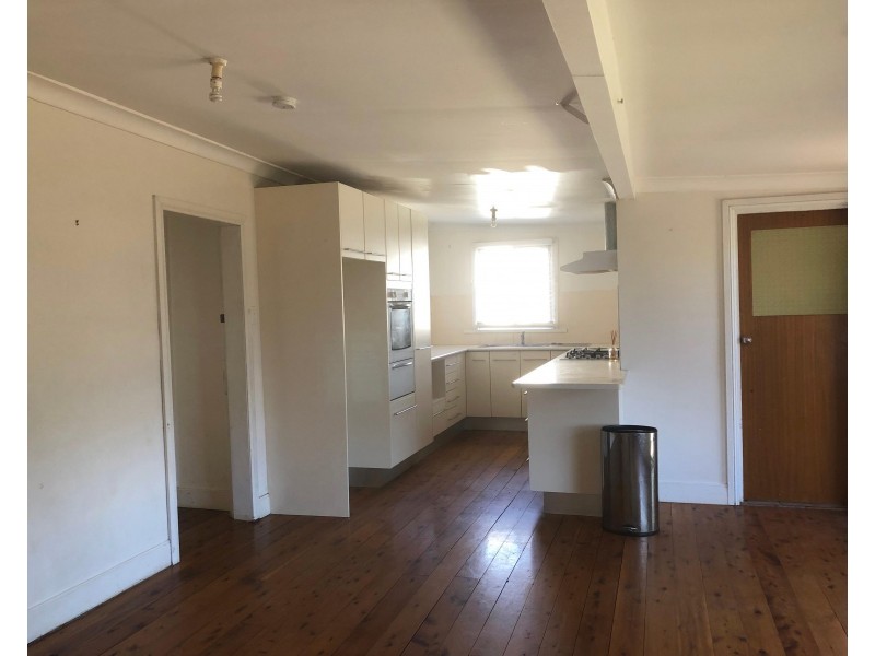 29 Whiteley Street, Wellington NSW 2820