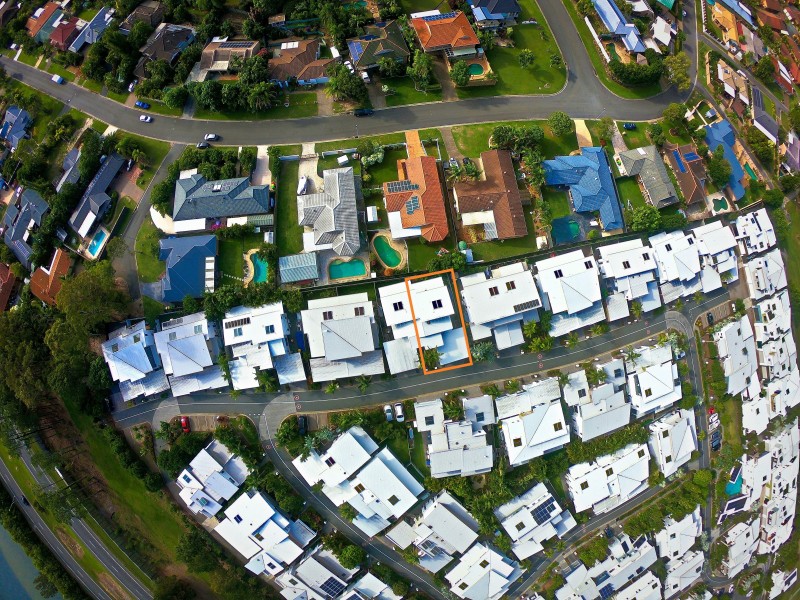 73 Venice Street, Burleigh Waters QLD 4220