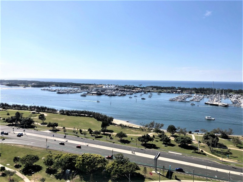 Unit 2107/1 Como Crescent, Southport QLD 4215